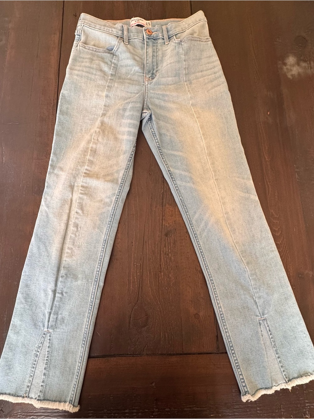 Junior 14-16 Abercrombie & Fitch Faded blue denimWide Leg Jeans with Front Seam